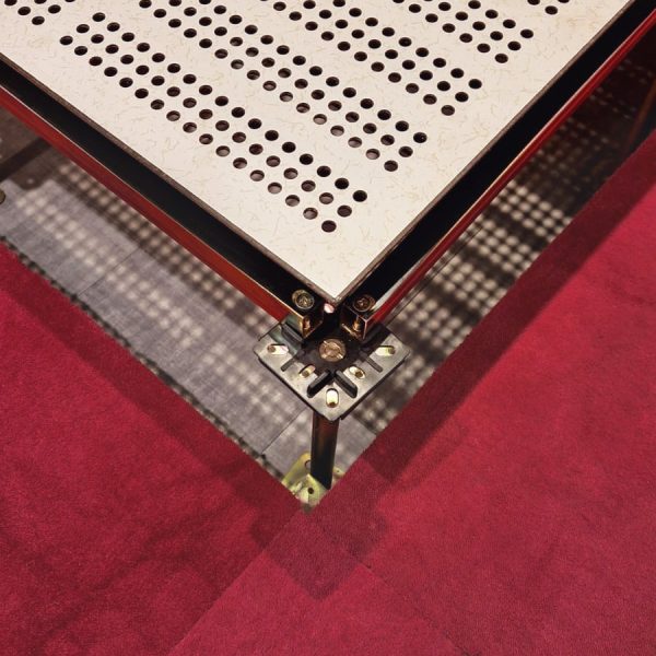 Piso técnico, placa perforada - La europea
